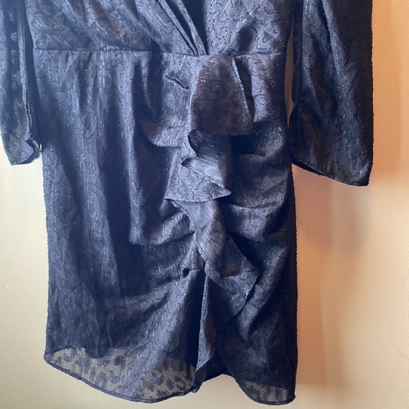 ✨BRAND NEW✨ DYNAMITE BLACK LEOPARD SPARKLY DRESS WITH RUFFLE DETAILING - Picture 9 of 16